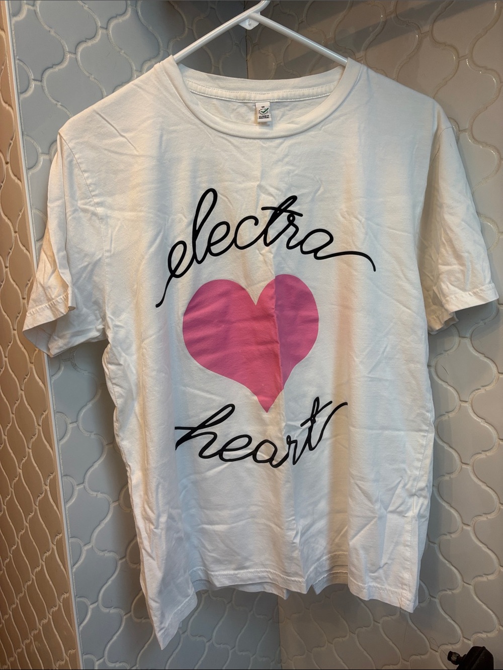 🩷MARINA electra heart T-shirt